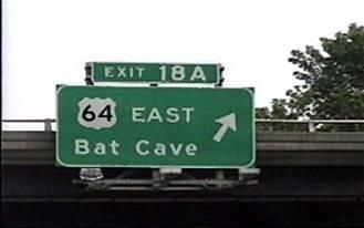 BATCAVE1_zpsd51128d1.jpg