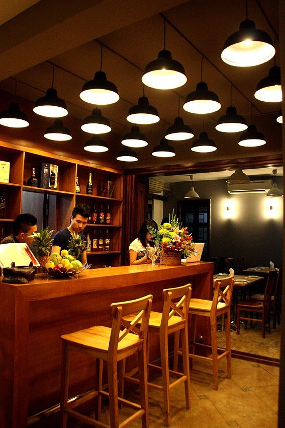 khu vuc bar