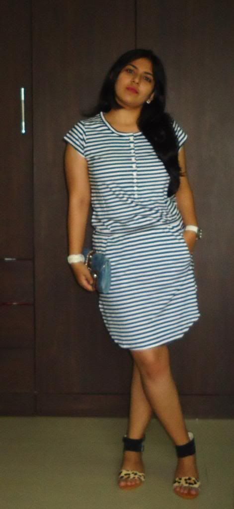 OOTD: Casual Striped Dress, Denim Clutch OOTD: Casual Striped Dress, Denim Clutch