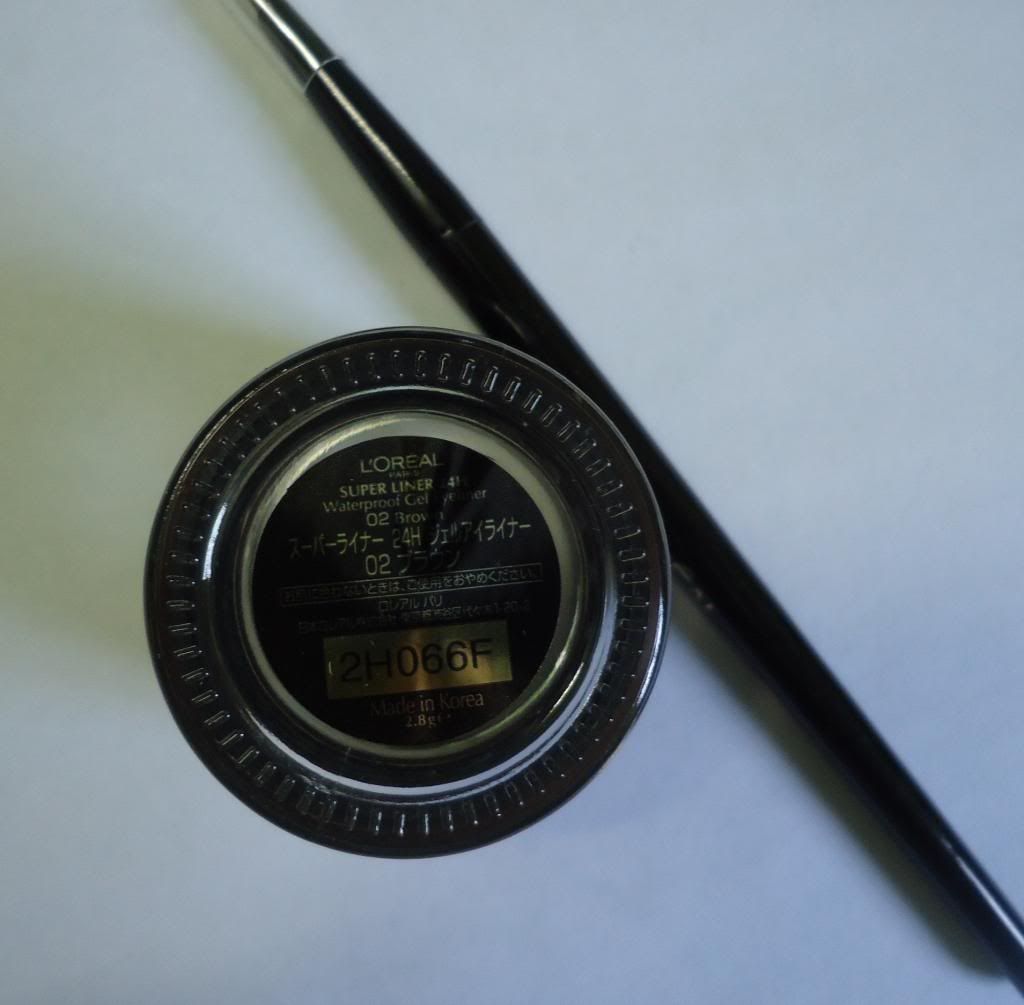 L'oreal Paris Super Liner 24H Waterproof Gel Eyeliner Brown Review, Swatches L'oreal Paris Super Liner 24H Waterproof Gel Eyeliner Brown Review, Swatches