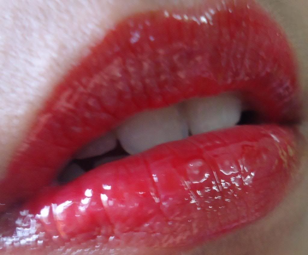 Maybelline Colorsensational High Shine Lip Gloss 80 Gleaming Grenadine Review, Swatches Maybelline Colorsensational High Shine Lip Gloss 80 Gleaming Grenadine Review, Swatches