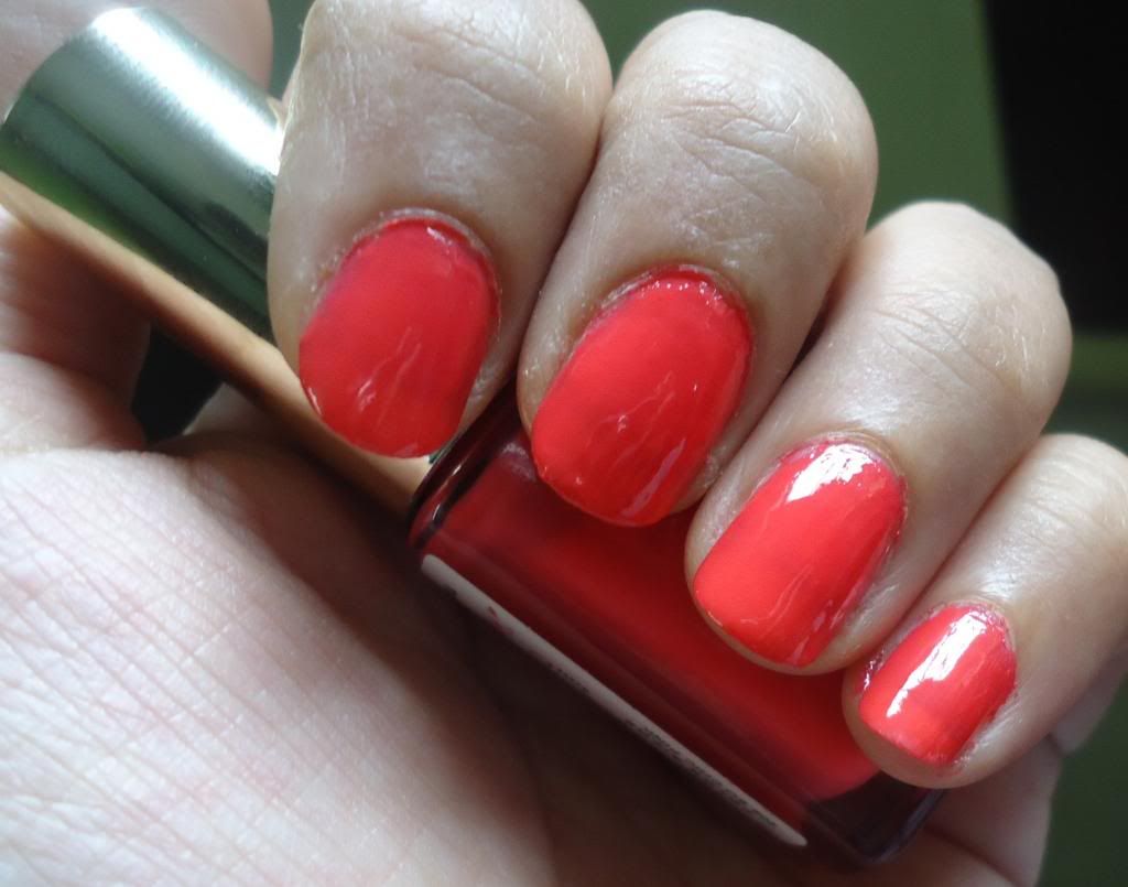 L'oreal Color Rich Le Vernis 208 So Chic Pink Review, NOTD L'oreal Color Rich Le Vernis 208 So Chic Pink Review, NOTD