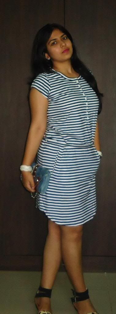 OOTD: Casual Striped Dress, Denim Clutch OOTD: Casual Striped Dress, Denim Clutch