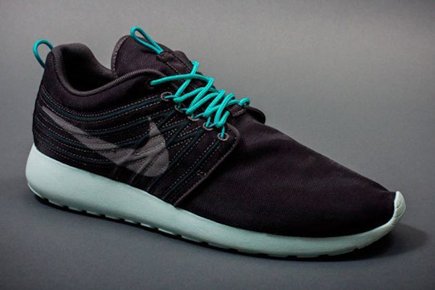 Nike-Roshe-Run-Dynamic-Flywire-01_zpsb2618350.jpg