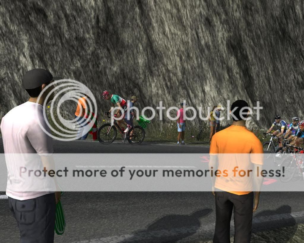 i1322.photobucket.com/albums/u569/IanButlerPCM2/giro1004_zps8d1edc6d.jpg