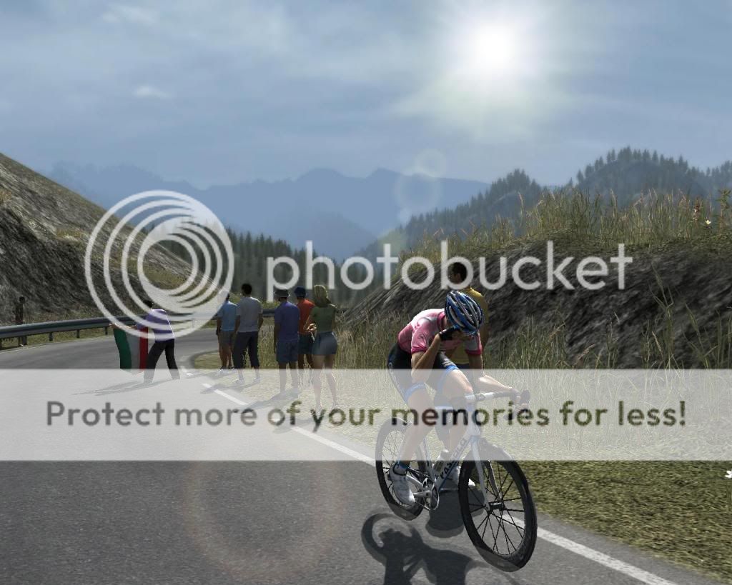 i1322.photobucket.com/albums/u569/IanButlerPCM2/giro1109_zps77f1c1f5.jpg
